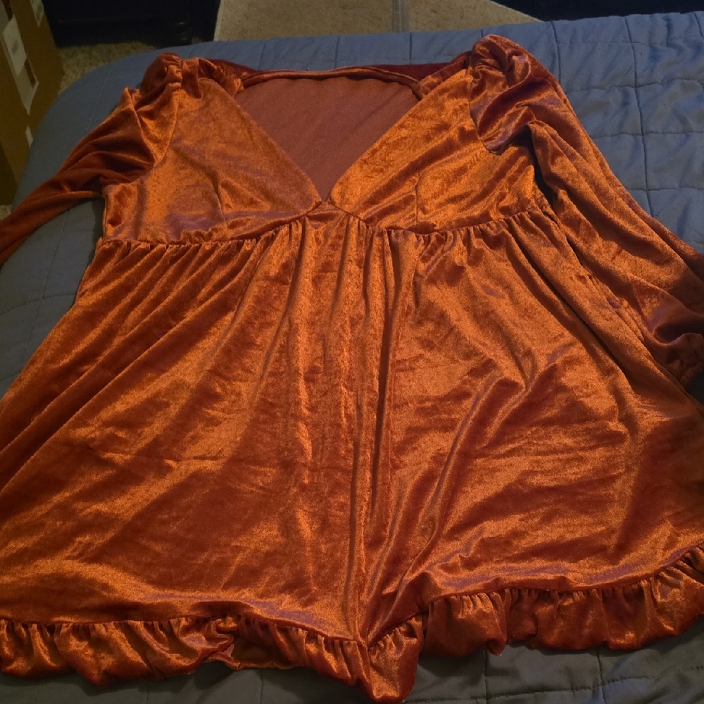 Elegant Rust Velvet Tunic